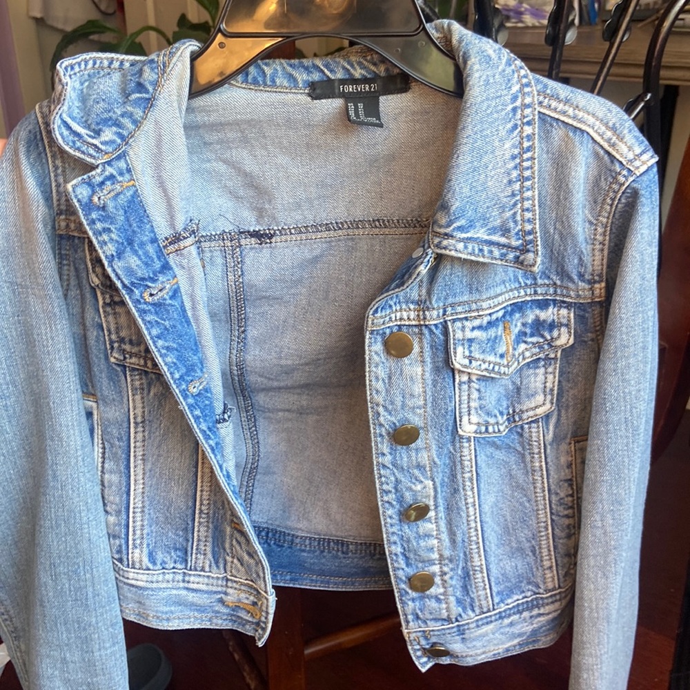 Crop jean/denim jacket